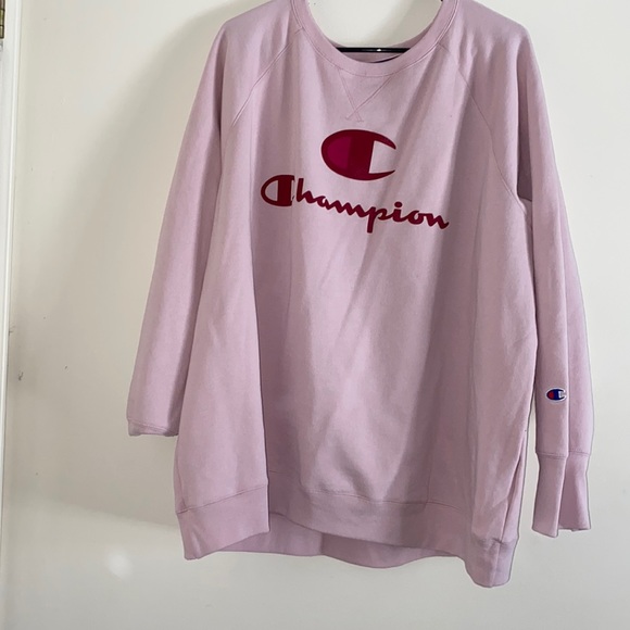 Sweatshirt. Champion. - Picture 3 of 8